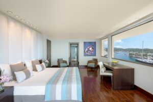 Royal Suite Sea or Marina View